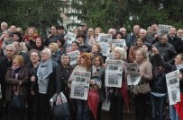 CUMHURIYET GAZETESI - CHP'lilerden 'Cumhuriyet Gazetesi' Protestosu