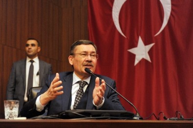 Gökçek'ten, Minibüsçülere '15 Temmuz' Brifingi