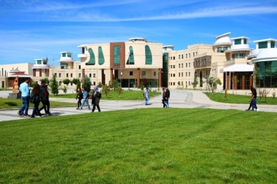 Hacı Bektaş Veli Üniversitesi, The State University Of Applied Sciences İn Plock İle Erasmus Plus Anlaşması İmzalandı