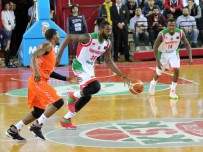 İsrail Takımı İzmir'den Çıkamadı