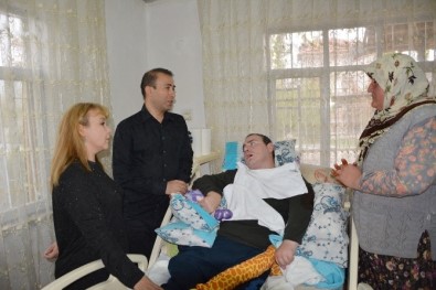 Umut'a Refleksoloji Tedavisi