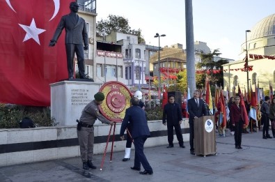 Bandırma'da 10 Kasım Atatürk'ü Anma Töreni Düzenlendi