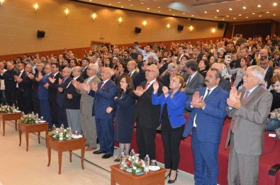 Mersin'de Şarkılar 'Atatürk' İçin Söylendi