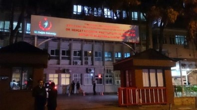 İzmir'de Sağlık Skandalı Açıklaması 85 Sağlık Çalışanı Ve Hasta Zehirlendi
