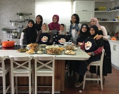 Suriyeli Mülteciler Şam Yemeklerini Tanıttı