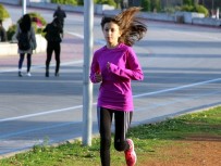 15 yaşındaki Atletten 4 yılda 25 madalya
