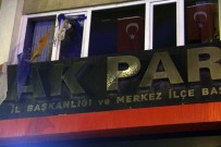 AK Parti Binasının Önünde 7 El Ateş Etti