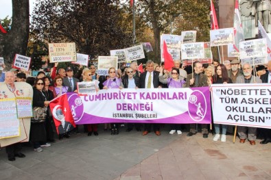 Beşiktaş'ta Kapatılan 'Askeri Okullar' İçin Eylem