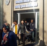 Kadın Polis Müdürü, Dolandırıcı 'Kadın Çeteyi' Çökertti