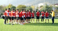 AHMET ÖNAL - Kocaeli Birlikspor'un, Kahramanmaraşspor Maçı İçin 18 Kişilik Kadrosu Belli Oldu