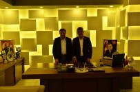 İLYAS ŞEKER - Yerel Yönetimler Başkan Yardımcısından Başkan Yiğit'e Ziyaret