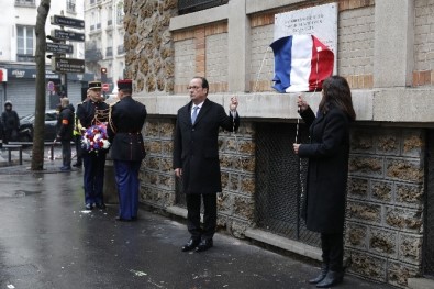 Paris'teki Terör Kurbanları Saldırıların Yıldönümünde Anılıyor