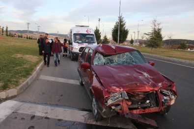 Tavşanlı'da Trafik Kazası Açıklaması 1 Yaralı