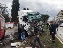 TIR, otobüse çarptı