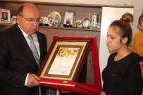 Vali Çiçek, Özekin Ailesine 'Şehitlik' Belgesini Teslim Etti