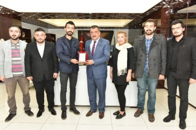 Ak Partili Gençlerden Başkan Gürkan'a Ziyaret
