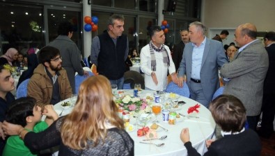Başkan Aydın, Alibeyköyspor Taraftar Derneği'nin Gecesine Katıldı