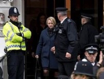 JULİAN ASSANGE - Julian Assange, Londra'da sorgulandı