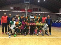 İRFAN BUZ - Malatya Büyükşehir Belediye Voleybol Takımı, Evinde Üçüncü Galibiyetini Aldı