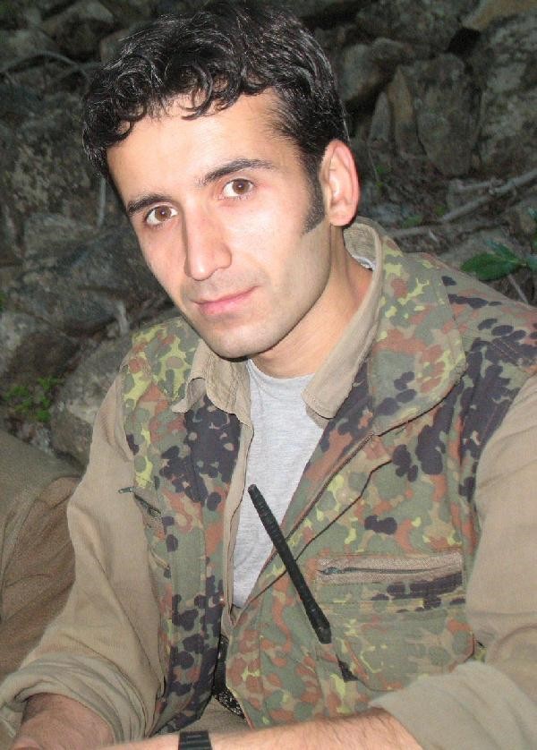 Başına ödül konulan terörist öldürüldü