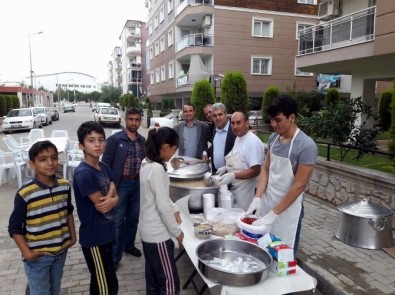 Aydın Memurkent Sitesi Şehitler İçin El Ele Verdi