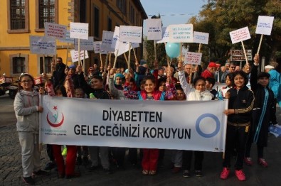 Konya'da Sağlıklı Yaşam Yürüyüşü Gerçekleştirildi