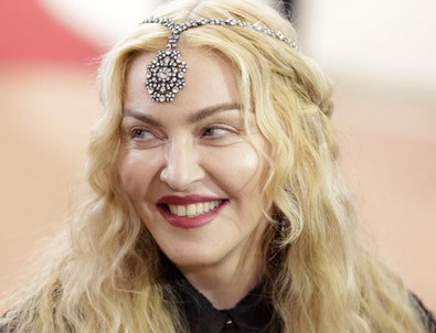 Madonna'nın elleri şaşırttı
