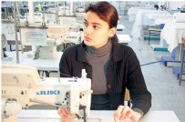 KISA FİLM YARIŞMASI - Ünlü oyuncu tekstil işçisi oldu