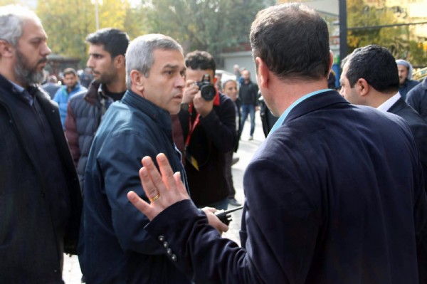 Polisten HDP'li başkana tokat gibi cevap!