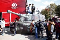 15 Temmuz Demokrasi Ve Şehitler Sergisi'ne Ziyaretçi Akını