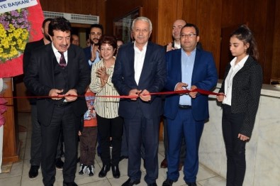 Adana'da 'Sessiz Şiir' Sergisi