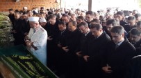 İSMAIL ÇIÇEK - Kazada Ölen Kur'an Kursu Öğreticisi Toprağa Verildi