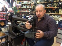 AYAKKABI TAMİRCİSİ - Köşkerlik Mesleği Bitme Noktasında