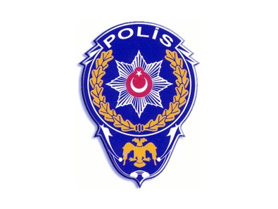 15 Polis Serbest