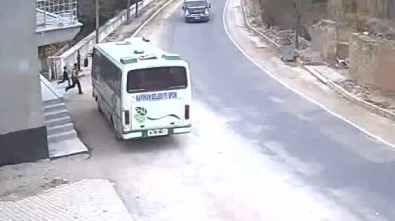 7 yaşındaki çocuğa kamyon çarptı