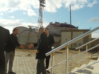 Başkan Vekili Karal'dan Okul Ziyareti