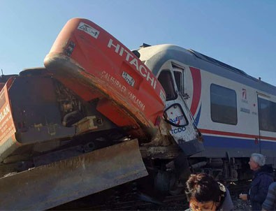 İzmir'de tren kazası
