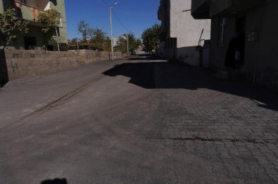 Haliliye'den Gürcütepe'de Parke Taşı Döşeme Çalışması