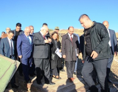 Kültür Bakanı Avcı Göbeklitepe'deki Çalışmaları İnceledi