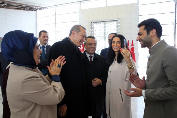 Murat Yıldırım Cumhurbaşkanı Erdoğan'ın FaceTime'dan kız istediği anları anlattı