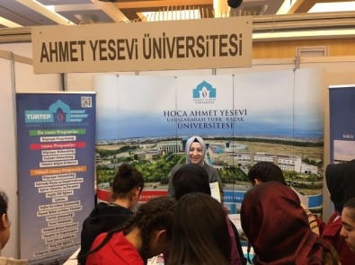 Ahmet Yesevi Üniversitesi, Trabzon Eğitim Fuarı'nda