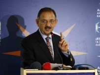 ÜÇÜNCÜ HAVALİMANI - Özhaseki: Bu insanları seyretmek delilik saftiriklik olur