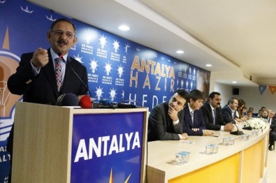 Bakan Özhaseki'den HDP'li Belediye Açıklaması