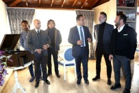 BANDIRMASPOR - Göztepeliler Ata Evinde Başkan Atila'nın Konuğu Oldu