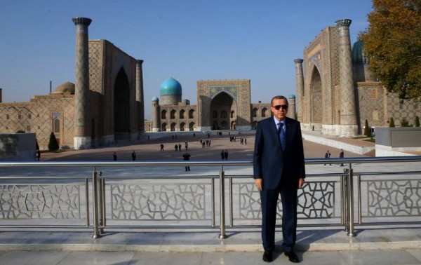 Erdoğan, Akar ve Fidan aynı karede