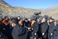 BASIN KURULUŞU - Enerji Ve Tabii Kaynaklar Bakanı Albayrak Göçük Alanında