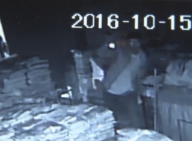 Fatih'te Hırsızlık Çetesi Kamerada