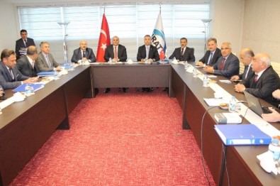 Fırat Kalkınma Ajansı (FKA) Kasım Ayı Yönetim Kurulu Toplantısı Malatya'da Gerçekleşti