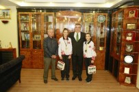 CIHANGIR - Kesimoğlu Şampiyonları Tebrik Etti