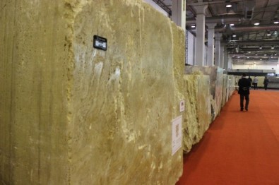 Mermerin Kalbi Bursa'da Atıyor